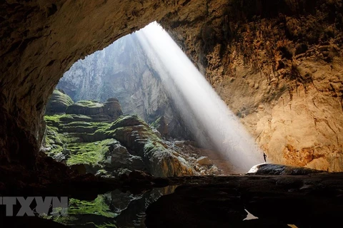 Exploran en Vietnam secretos ocultos bajo la mayor cueva del mundo