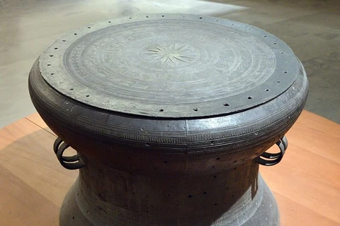 Afirman que tambores de bronce de Vietnam descubiertos en Malasia tienen dos mil años de antigüedad