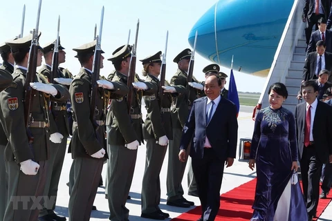 Primer ministro Nguyen Xuan Phuc comienza visita a República Checa