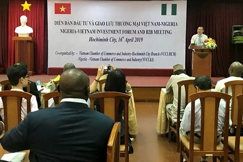 Buscan Vietnam y Nigeria vías para fomentar la cooperación en inversión y comercio