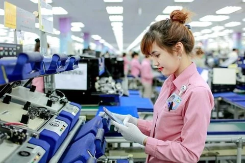 Hanoi capta inversiones en las industrias auxiliares