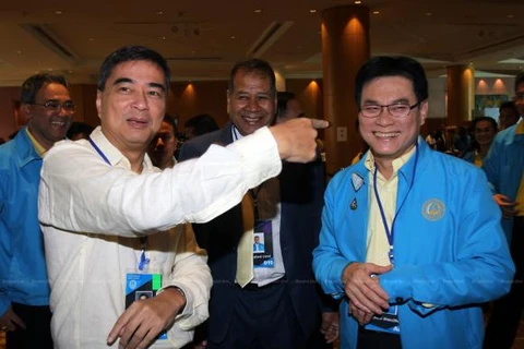  Eligen a nuevo líder del Partido Demócrata de Tailandia 