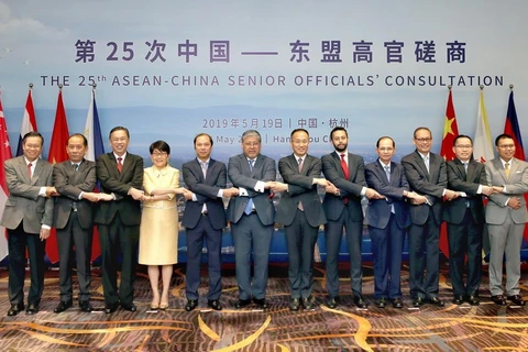 Proyectan la ASEAN y China elevar el intercambio comercial para 2020