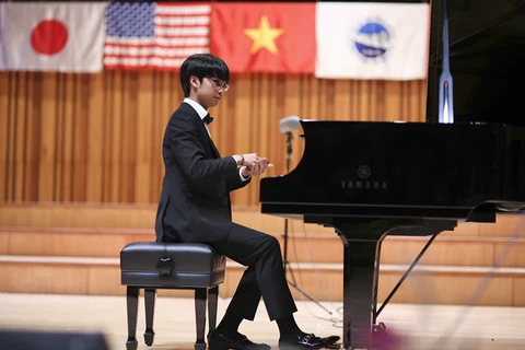 Ofrecen nuevas oportunidades a jóvenes pianistas vietnamitas en concurso internacional