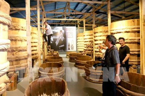 Abre sus puertas primer museo de salsa de pescado de Vietnam 