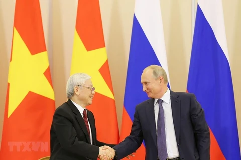 Vietnam felicita a Rusia por el Día Nacional 
