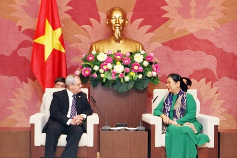 Vicepresidenta de Asamblea Nacional de Vietnam recibe a una delegación parlamentaria de Cuba 