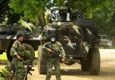 Secuestra grupo terrorista Abu Sayyaf a 10 pescadores de Malasia