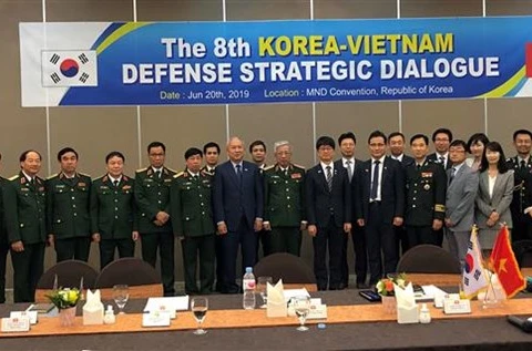 Desarrollan Vietnam y Corea del Sur diálogo sobre políticas de defensa