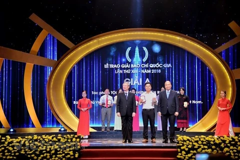 Honran en Hanoi a 106 obras destacadas en Premio Nacional de Prensa de Vietnam 
