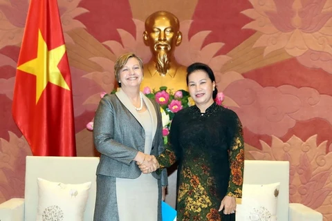 Presidenta parlamentaria elogia apoyo de UNICEF a protección infantil en Vietnam