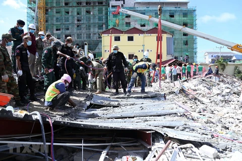 Procesa Camboya a cuatro ciudadanos chinos por derrumbe de edificio que causó 28 muertes