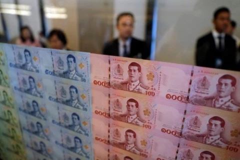 Preocupa a empresarios tailandeses subida de la moneda nacional