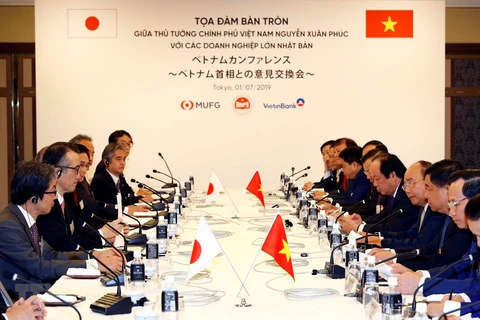 Dialoga primer ministro vietnamita con líderes de empresas japonesas