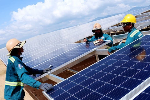 Proyecta Vietnam el aprovechamiento de la energía solar en 2019