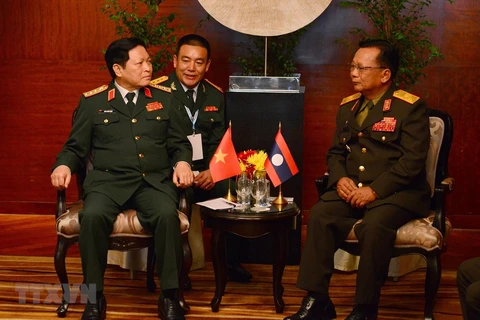 Reafirma Vietnam importancia de sus vínculos militares con Laos