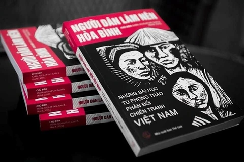 Presentan en Hanoi libro sobre movimientos en EE.UU. contra la guerra en Vietnam 