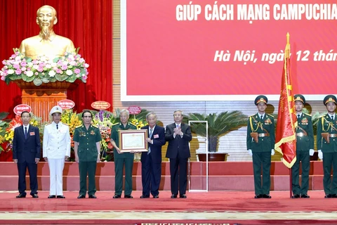 Camboya honra a expertos vietnamitas 