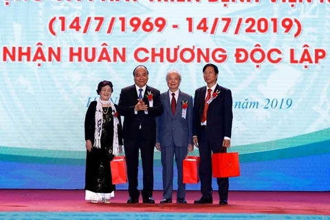 Pediatría Central en Hanoi conmemoran su 50 aniversario