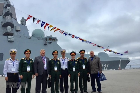 Vietnam participa en exposición de defensa marítima en Rusia