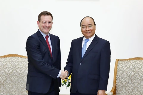 Recibe primer ministro de Vietnam a embajadores de Francia y Alemania 