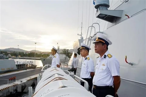 Fragata de la Armada vietnamita inicia visita a Rusia