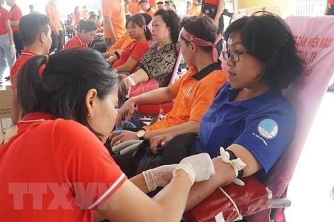 Donan en Vietnam más de 85 mil unidades de sangre durante campaña voluntaria