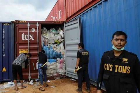 Refuerza Indonesia acciones contra importaciones de residuos plásticos