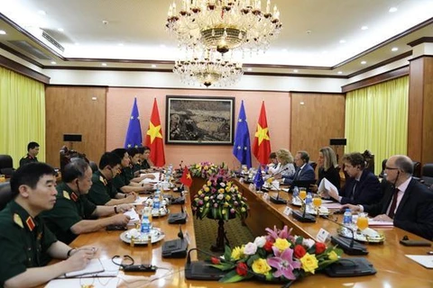 Comprometidos Vietnam y la UE a fortalecer nexos en defensa 