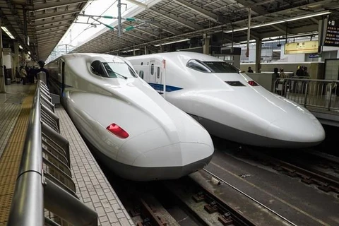 Apoya Japón a Indonesia para desarrollar sistema ferroviario de alta velocidad