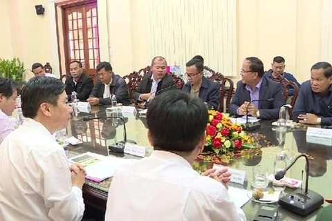 Fortalecen comercio fronterizo provincias vietnamitas y camboyanas