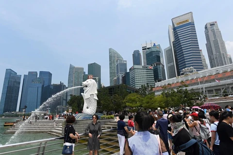 Cae a mínimo de tres años inflación de Singapur 