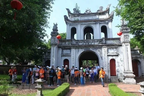 Aumentan llegadas de turistas a destinos turísticos de Vietnam en días feriados