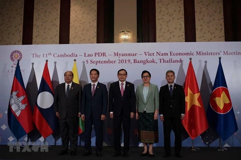 Vietnam participa en conferencia ministerial de economía CLMV en Bangkok