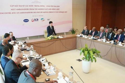 Vietnam busca intensificar relaciones con Medio Oriente y África