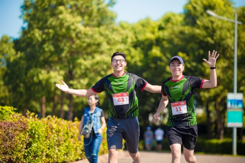 Participarán más de mil competidores extranjeros en maratón VPBank Hanoi