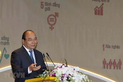El ser humano debe ser centro del desarrollo sostenible, orienta premier de Vietnam