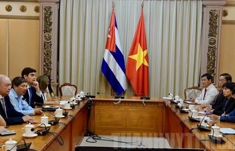  Ciudad Ho Chi Minh intensifica lazos de inversión con Cuba