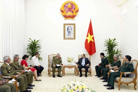 Vietnam mantiene máximo apoyo a Cuba, afirma premier Xuan Phuc 
