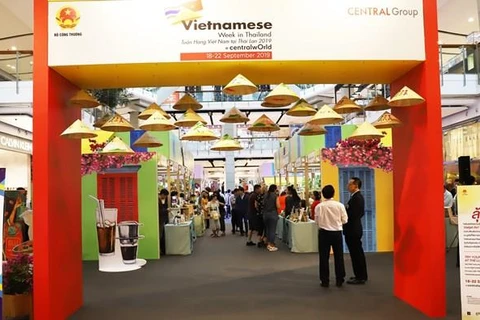 Promocionan empresas vietnamitas productos de consumo en Tailandia