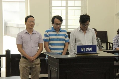 Condena tribunal vietnamita a expolicía por apropiación ilícita de bienes