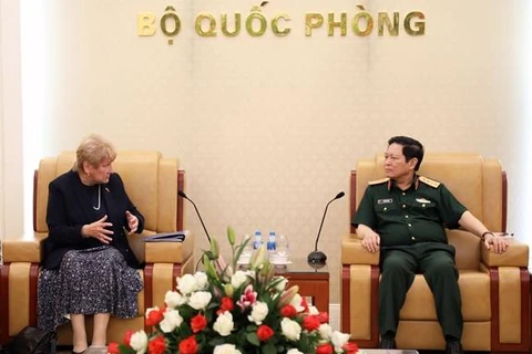 Realizan Vietnam y Reino Unido segundo Diálogo de Políticas de Defensa 