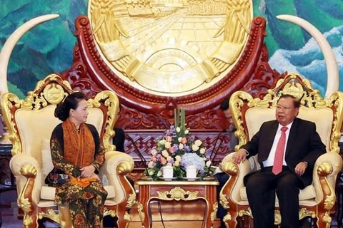 Concluye presidenta del Parlamento de Vietnam visita a Laos 