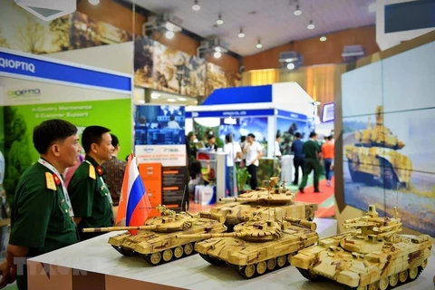Inauguran en Vietnam Exposición Internacional de Defensa y Seguridad 