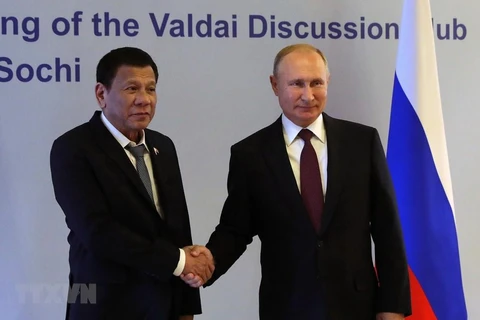 Filipinas y Rusia promueven cooperación de comercio e inversión 