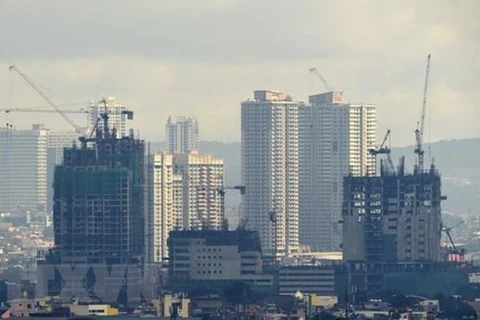 Manufactura de Filipinas reporta caída por octavo mes consecutivo 