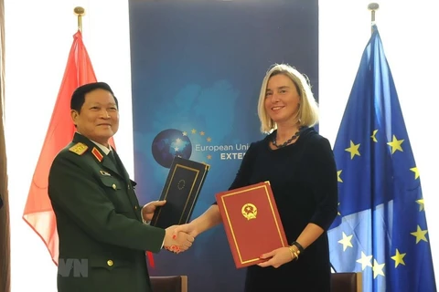 Firman Vietnam y UE acuerdo marco de asociación para gestión de crisis