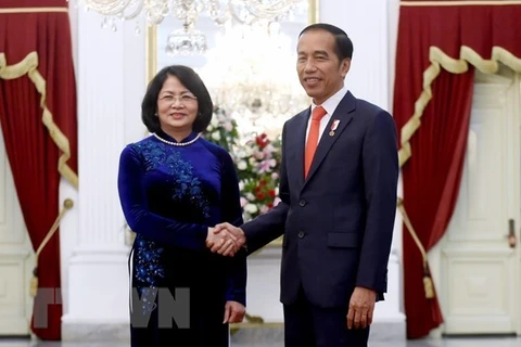 Asiste vicepresidenta de Vietnam al acto de asunción del presidente indonesio