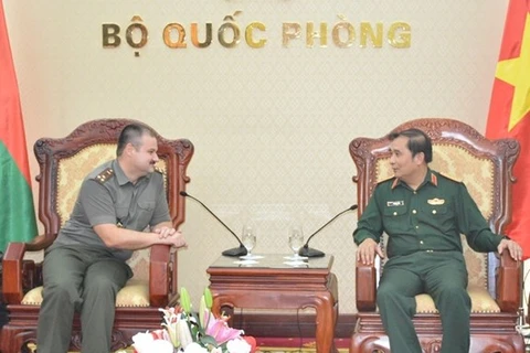 Impulsan Vietnam y Beralús lazos en defensa
