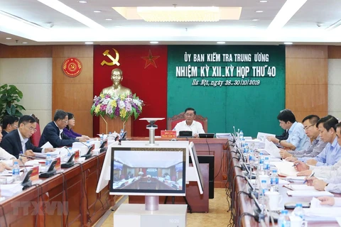 Revisan cumplimiento de normas en filas del Partido Comunista de Vietnam